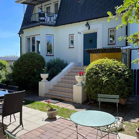 Vivans Bed And Self Catering Kristianstad Bagian luar foto