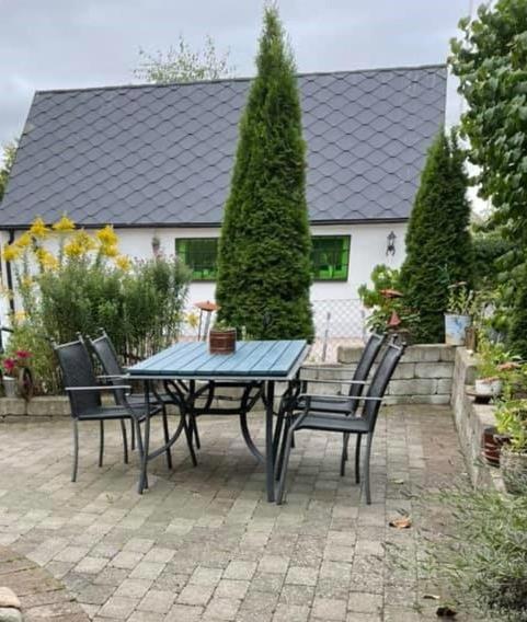 Vivans Bed And Self Catering Kristianstad Bagian luar foto