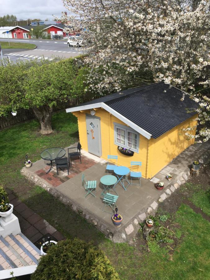 Vivans Bed And Self Catering Kristianstad Bagian luar foto