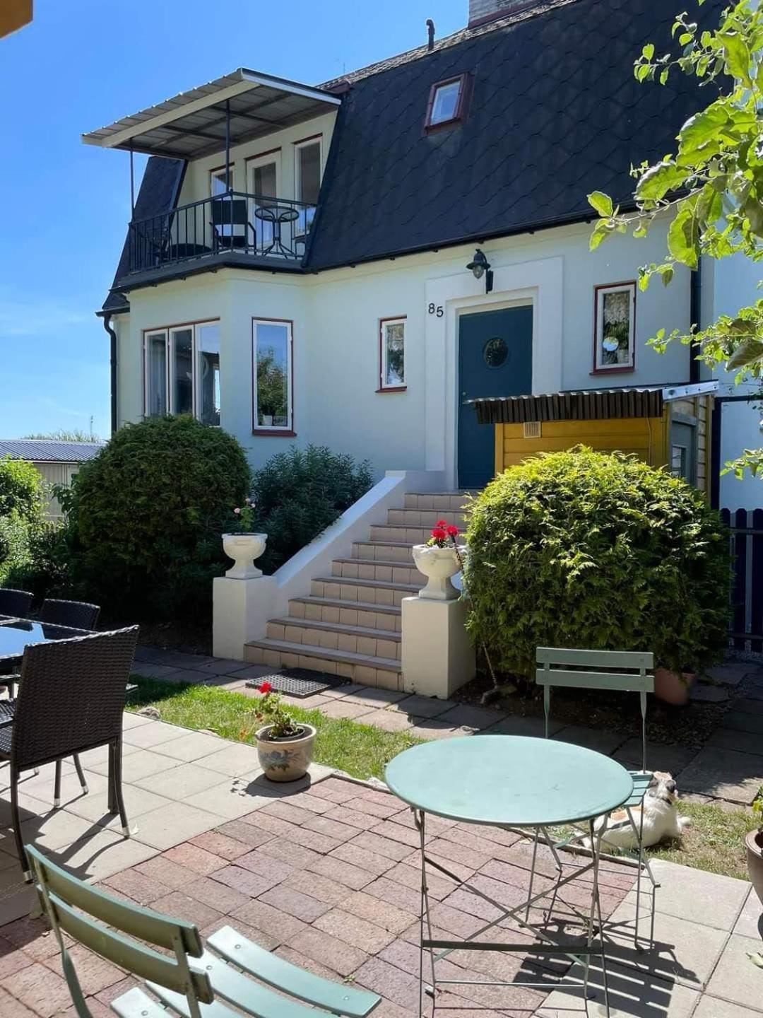 Vivans Bed And Self Catering Kristianstad Bagian luar foto