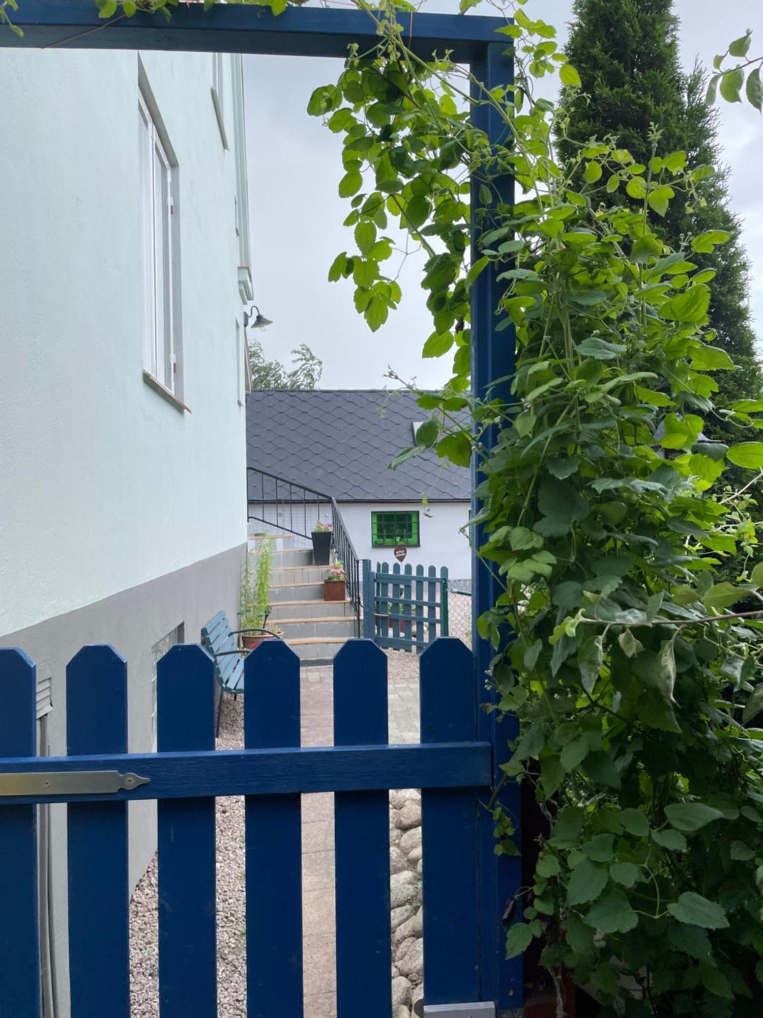 Vivans Bed And Self Catering Kristianstad Bagian luar foto