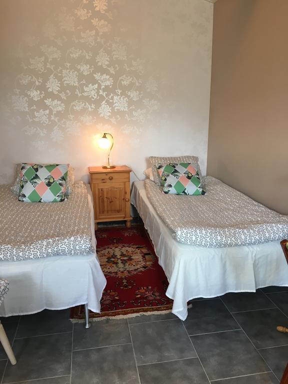 Vivans Bed And Self Catering Kristianstad Bagian luar foto