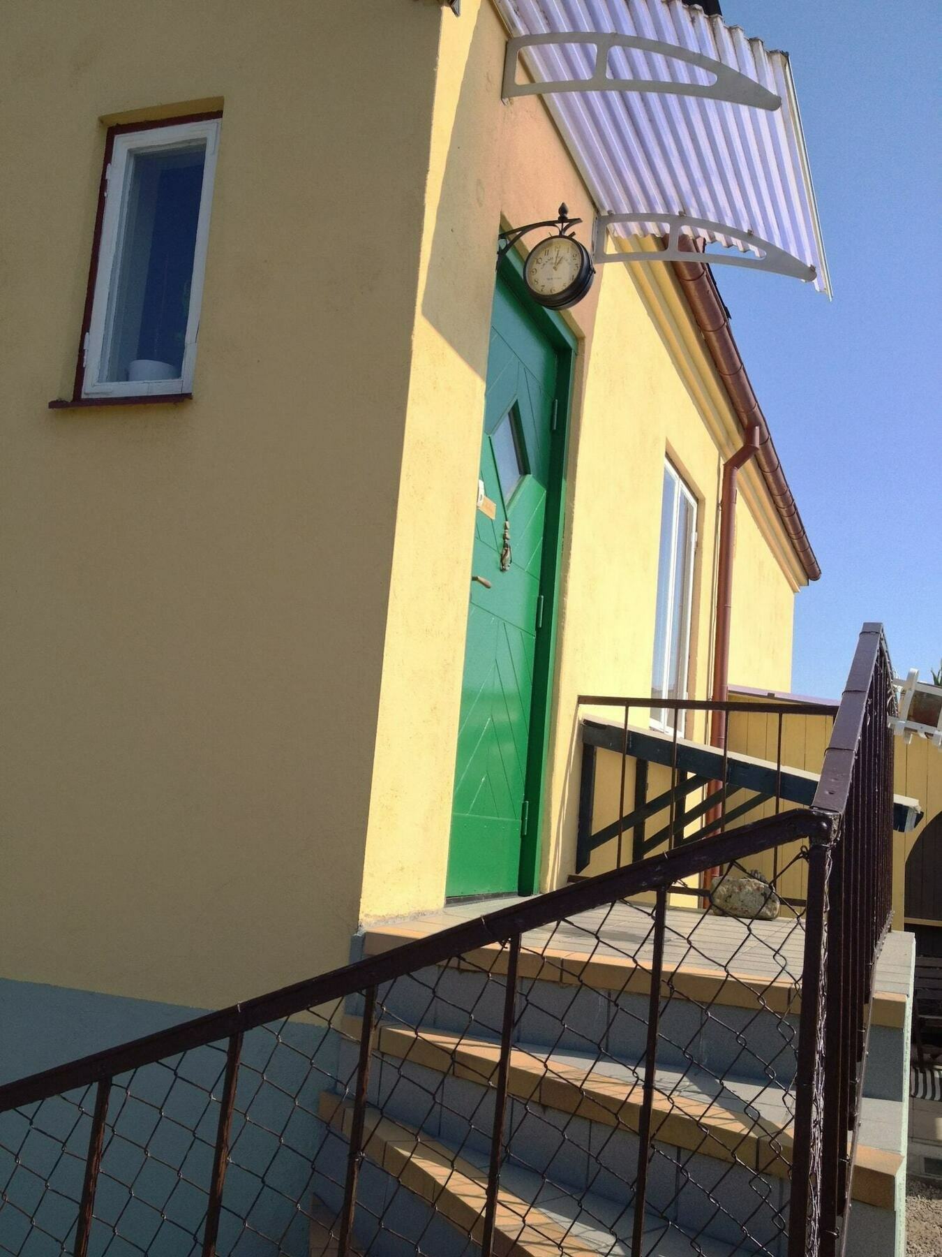 Vivans Bed And Self Catering Kristianstad Bagian luar foto